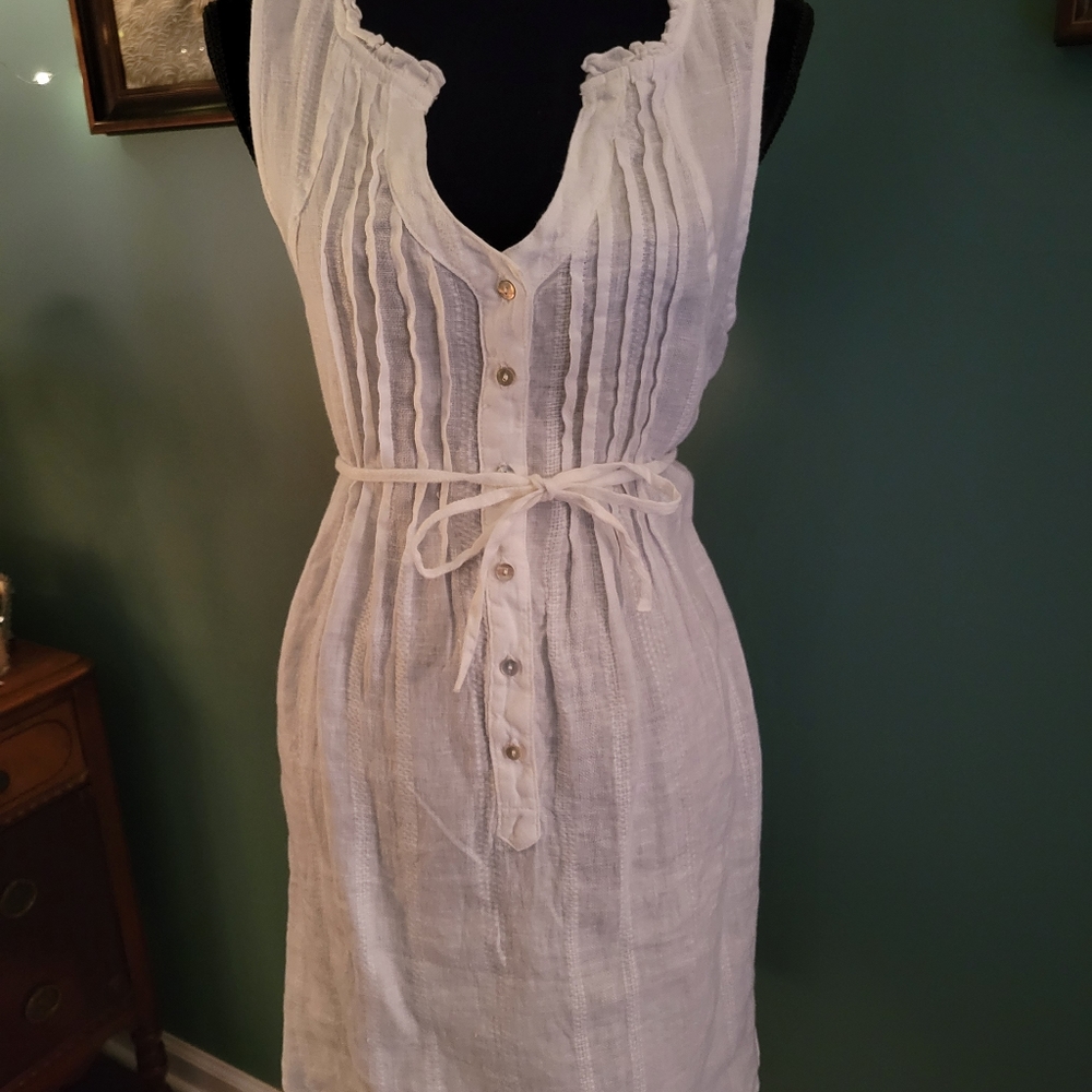 Bella Notte linen button down sleeveless tunic